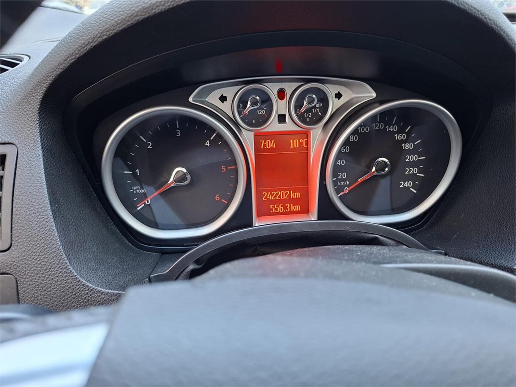 Foto 7 FORD KUGA 