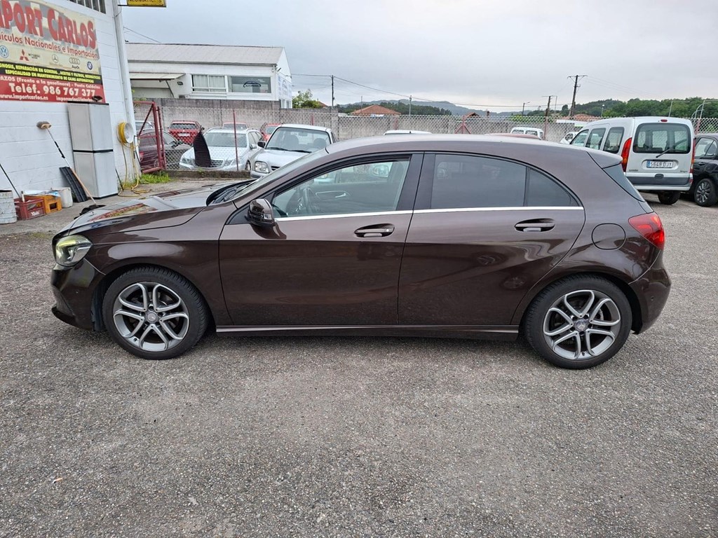 Foto 2 MERCEDES A200D