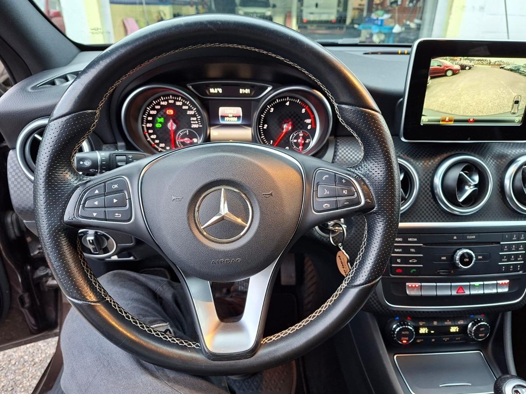 Foto 5 MERCEDES A200D
