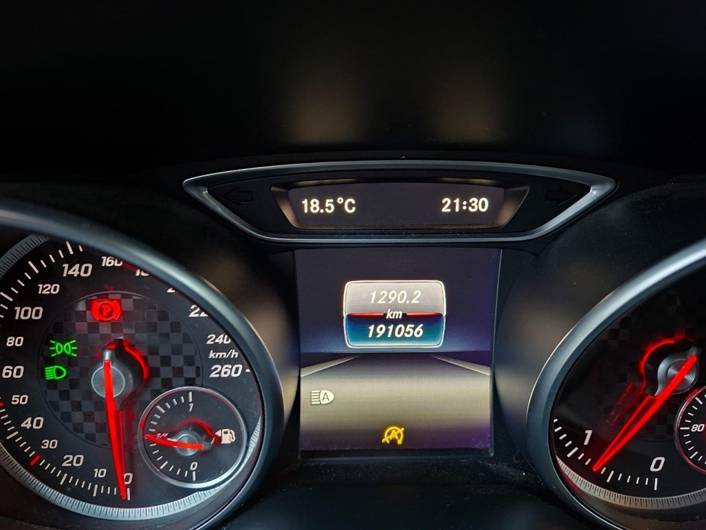 Foto 6 MERCEDES A200D
