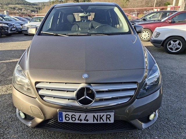 MERCEDES-BENZ B 180 CDI