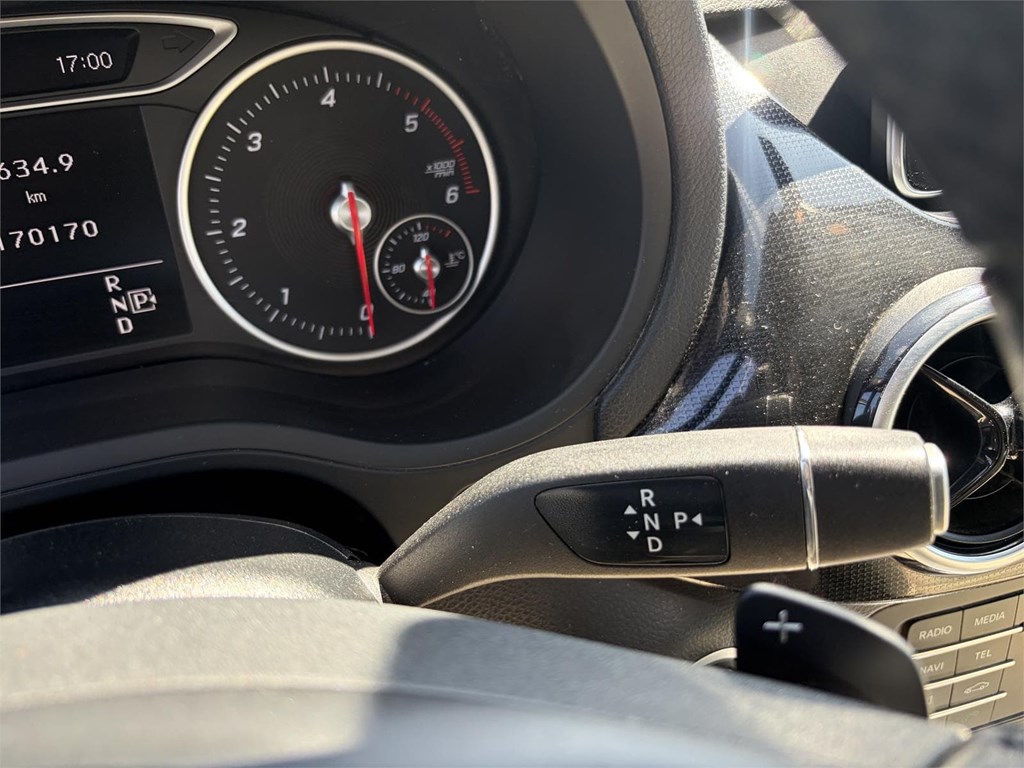 Foto 9 MERCEDES BENZ B 180 D 