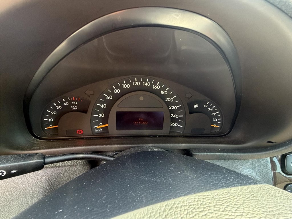 Foto 8 MERCEDES BENZ C 220 CDI