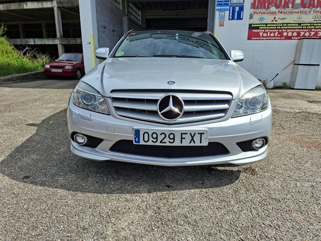 MERCEDES BENZ C320